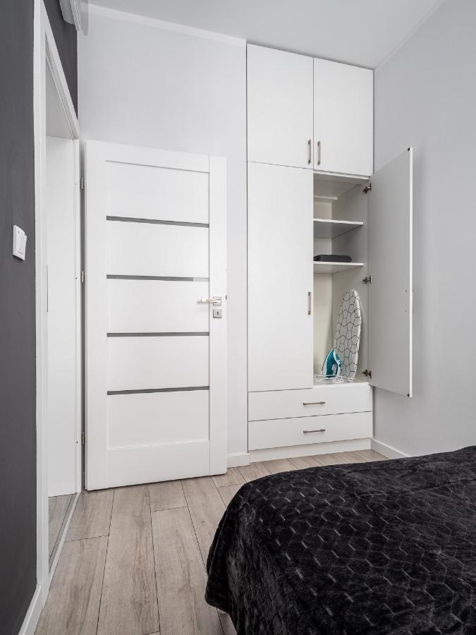 Prymasa Street Apartament Lägenhet Warszawa Exteriör bild