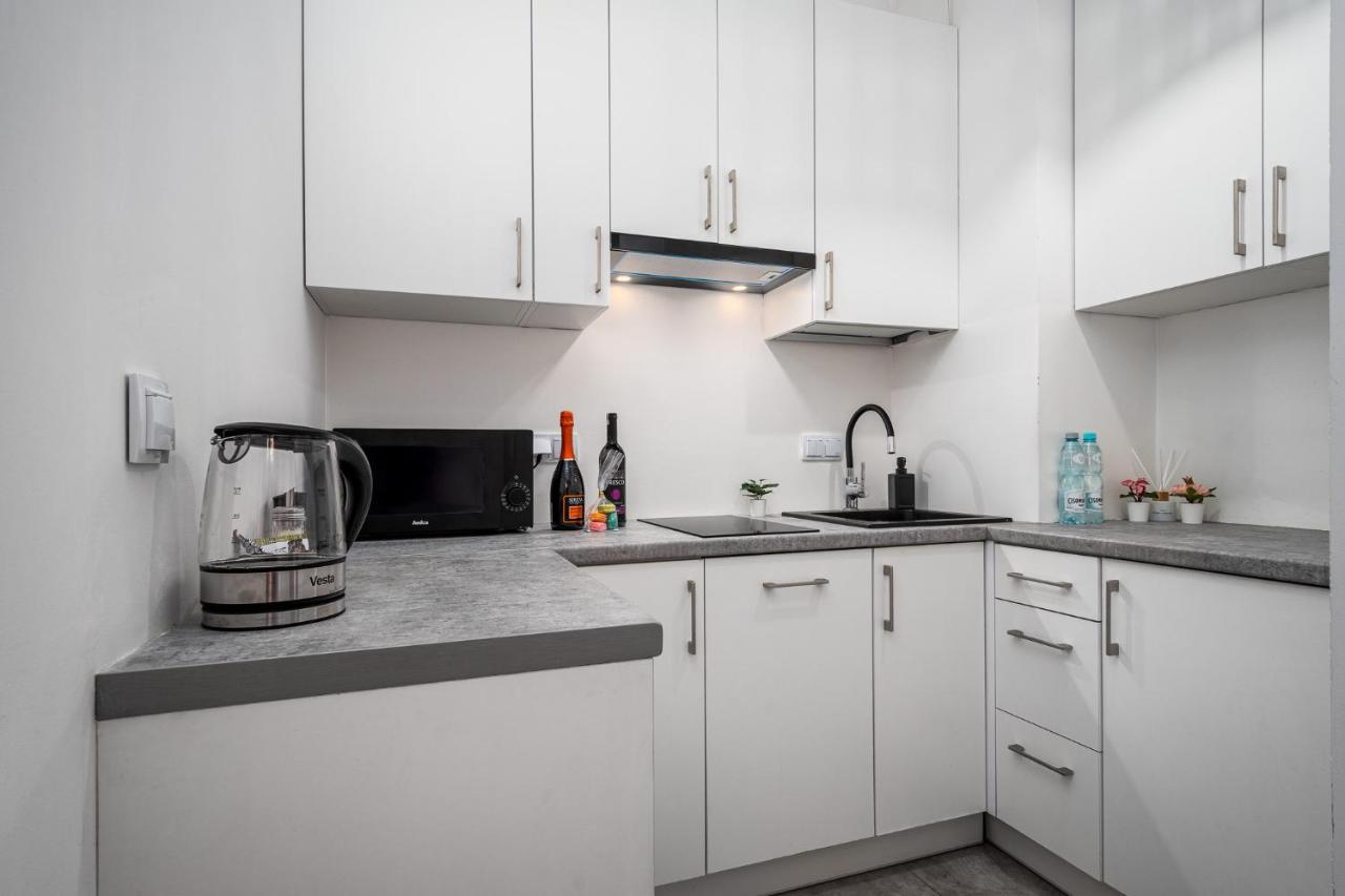 Prymasa Street Apartament Lägenhet Warszawa Exteriör bild